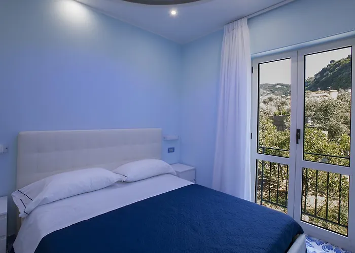 לינה וארוחת בוקר Golfo Delle Sirene 4*