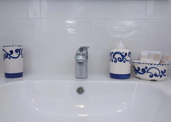 לינה וארוחת בוקר Golfo Delle Sirene סורנטו