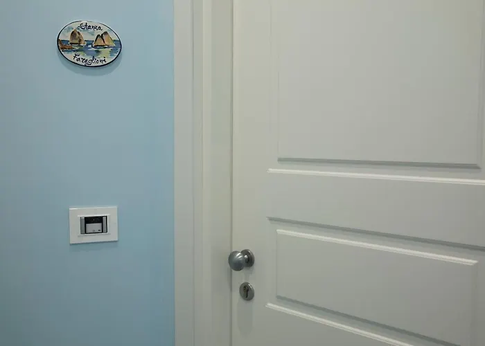 לינה וארוחת בוקר Golfo Delle Sirene 4*