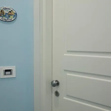 Couette-café Golfo Delle Sirene 4*